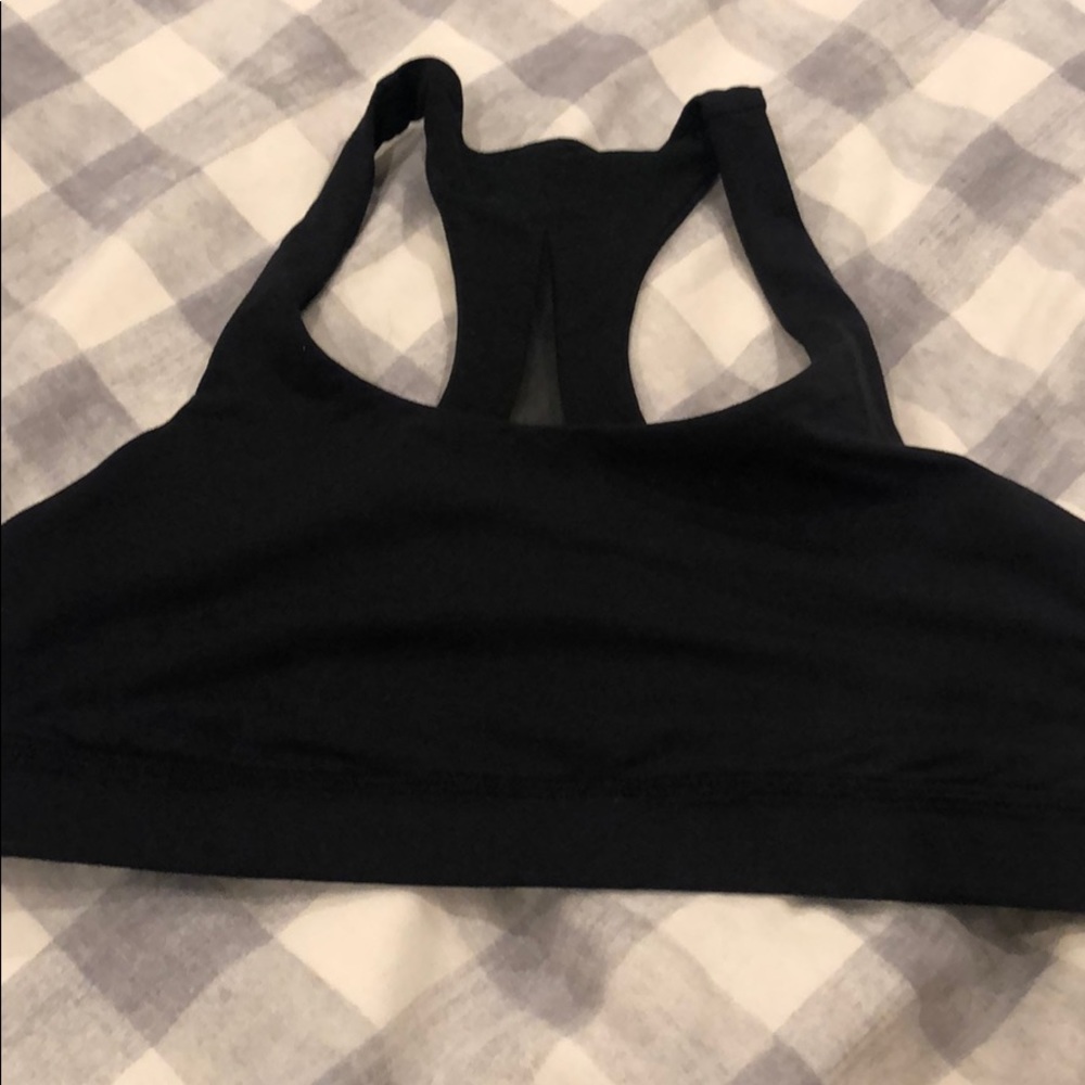 lululemon Invigorate bra size 6